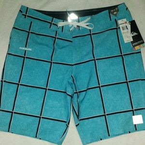 Quiksilver men's swimming trunks size 36 by 21